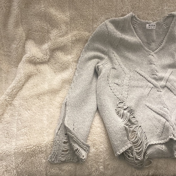 One Teaspoon Sweater - Picture 3 of 5